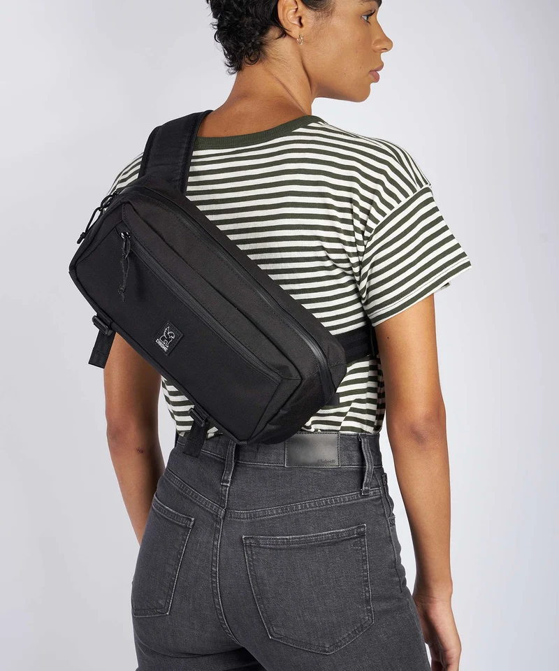 Chrome Kadet Mini Slingbag steel blue