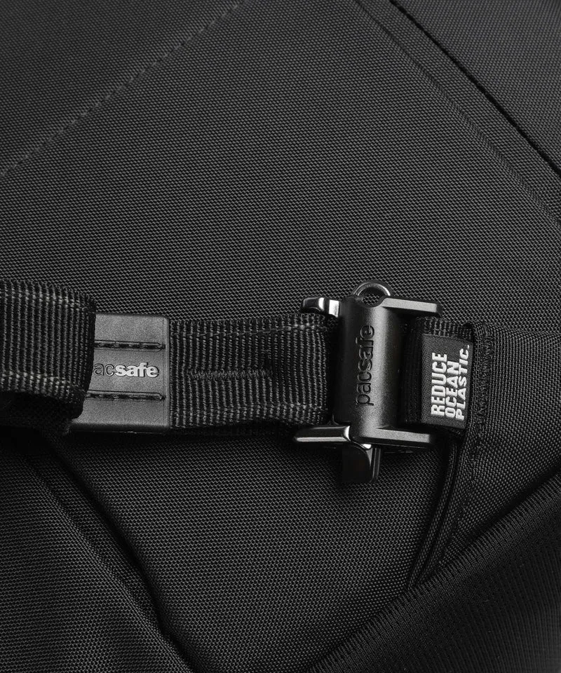 Pacsafe EXP 28 Reiserucksack black