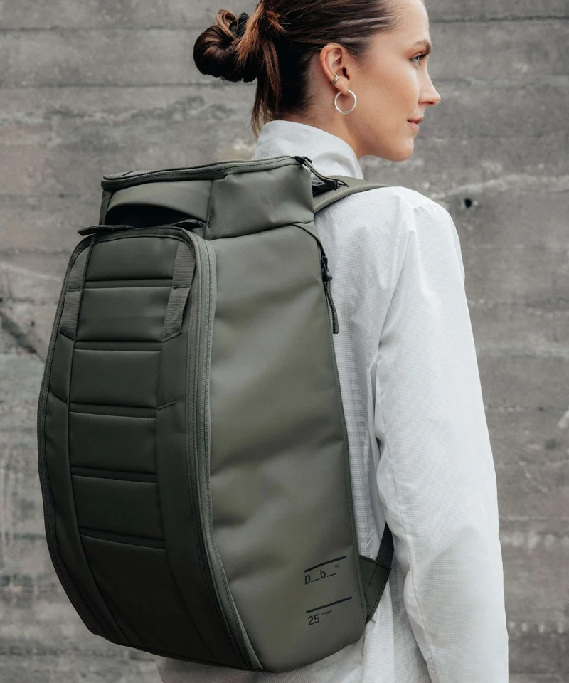 Db Hugger 25 Rucksack basalt white