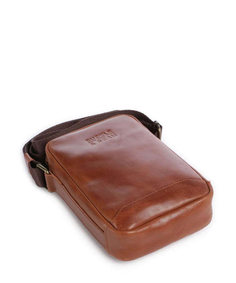Buckle & Seam Crazy Horse Runner Umhängetasche cognac