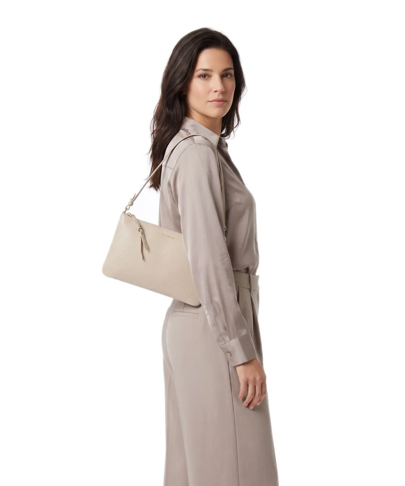 Coccinelle C-Easy Schultertasche sandshell