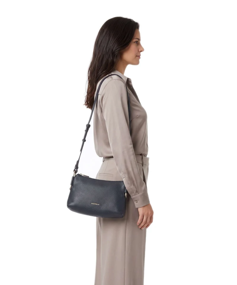 Coccinelle Rebekka Schultertasche midnight blue