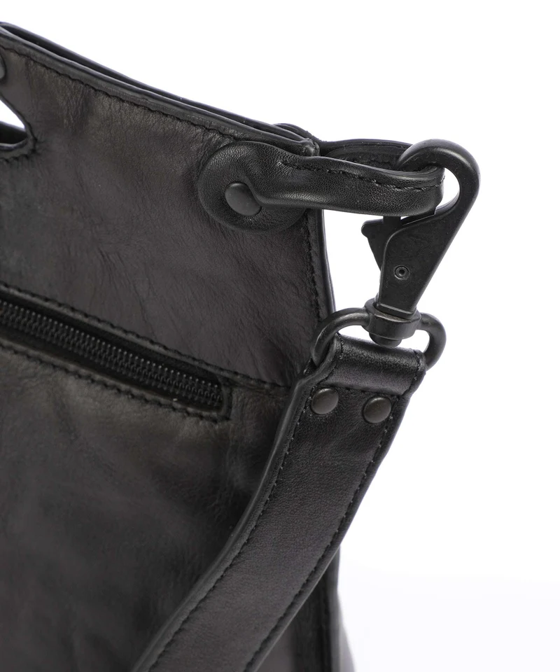 Aunts & Uncles Grandma's Luxury Club Mrs. Pancake Schultertasche jet black