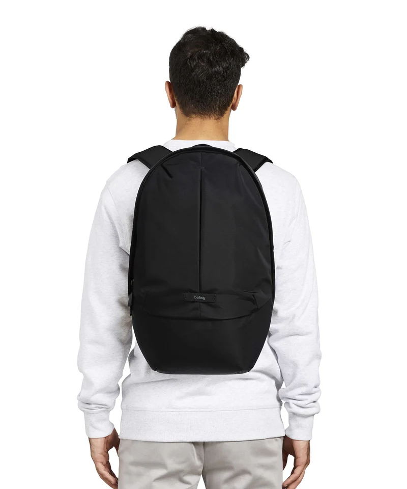 Bellroy Classic 24 Plus Rucksack black