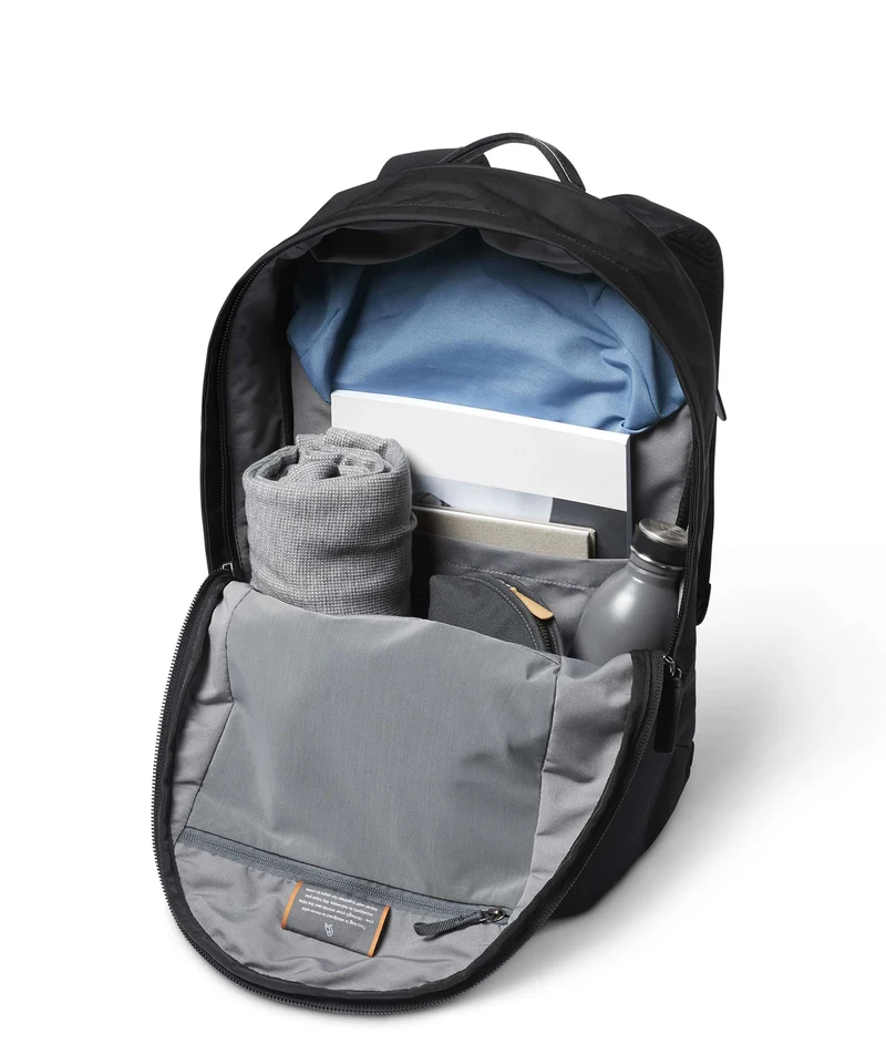 Bellroy Classic 24 Plus Rucksack black
