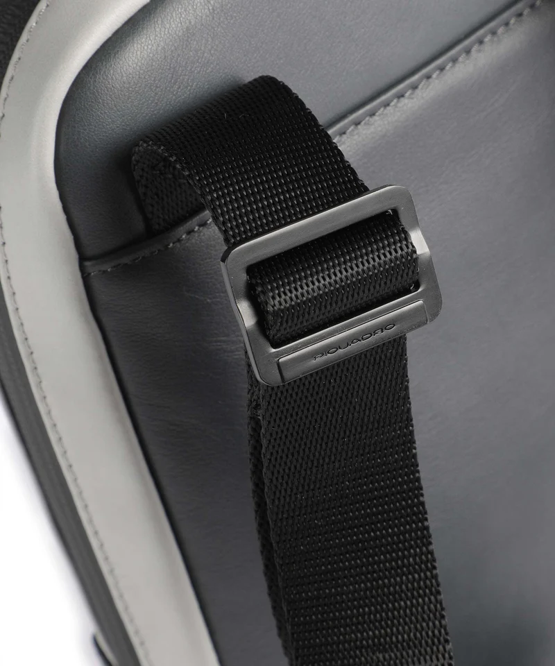 Piquadro Urban Umhängetasche grey/black