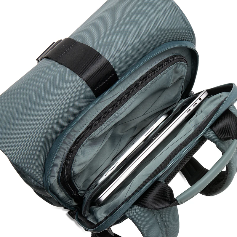 Midtown Flaptop Backpack / Pine Green / Recycled Nylon