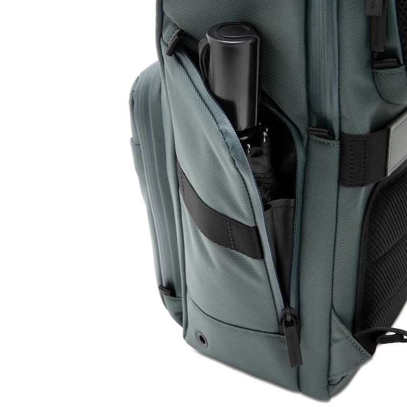 Midtown Flaptop Backpack / Pine Green / Recycled Nylon