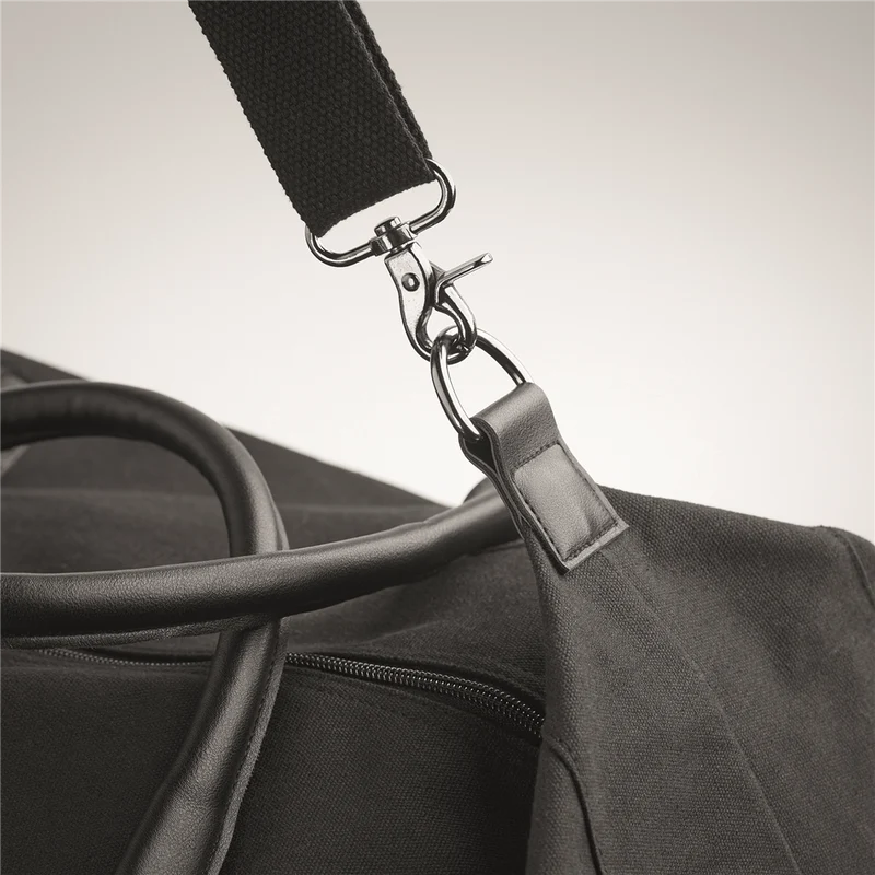 Weekend Bag in Canvas