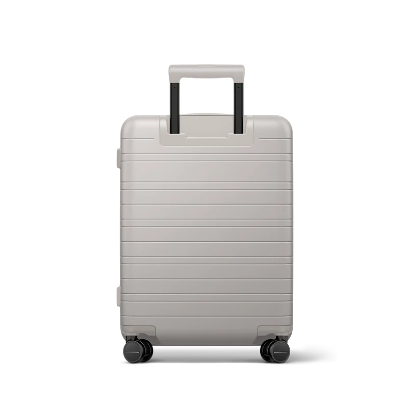 H5 Essential / Sand Grey / Premium Hard Shell / Cabin Size / Essential