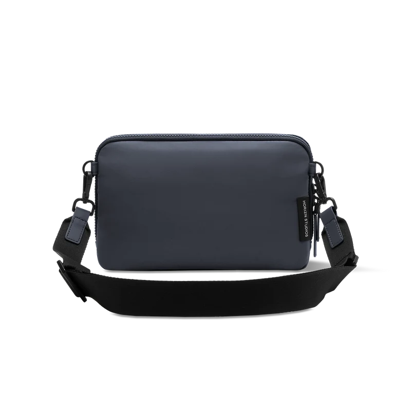 Gion Shoulder Bag / Night Blue / Recycled Nylon