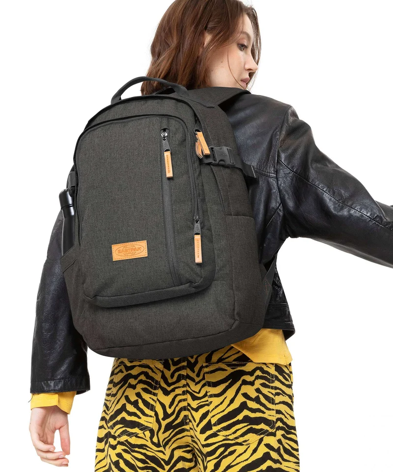 Eastpak Smallker Laptop-Rucksack black denim