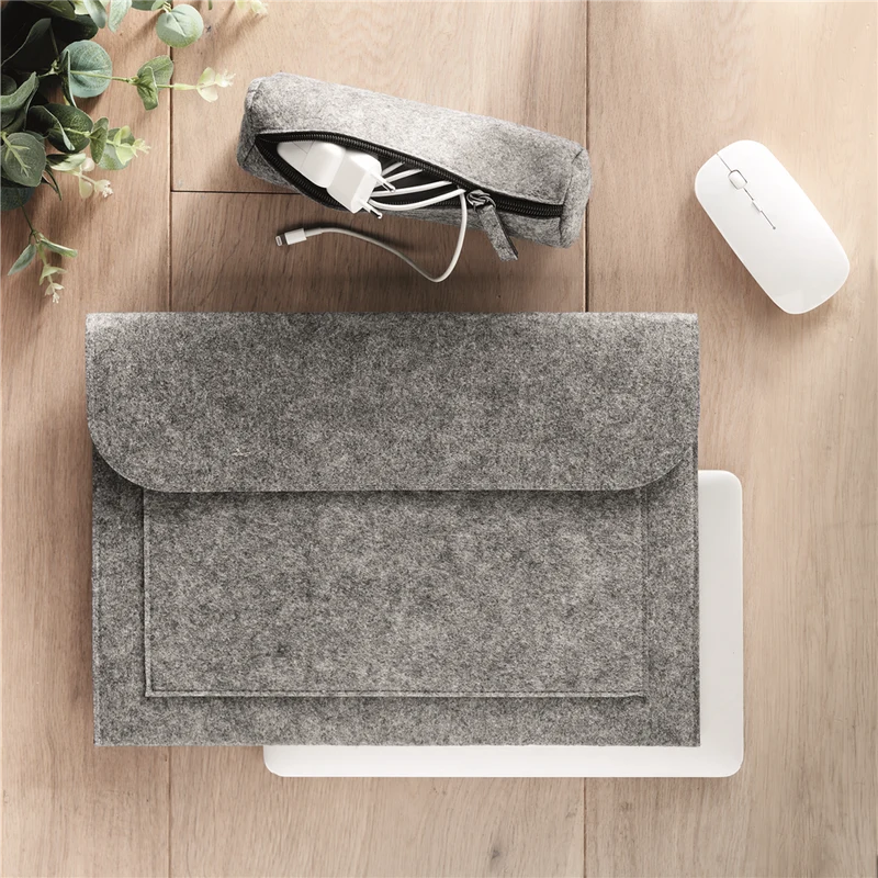 15 inch Felt Laptop Pouch