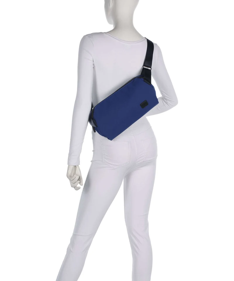 Bellroy Classic 7 Slingbag indigo