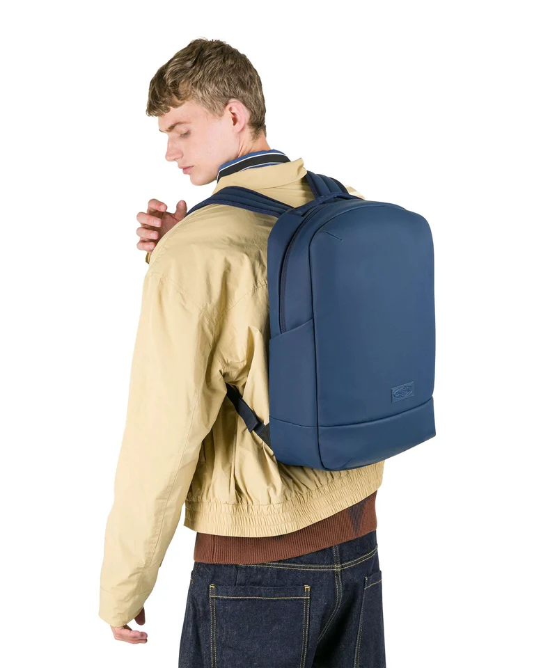 Eastpak CNNCT Tecum Rucksack matte admiral