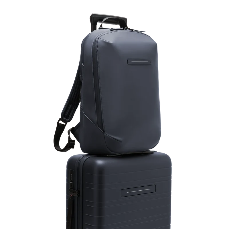 Gion Backpack Pro M / Night Blue / Recycled Nylon