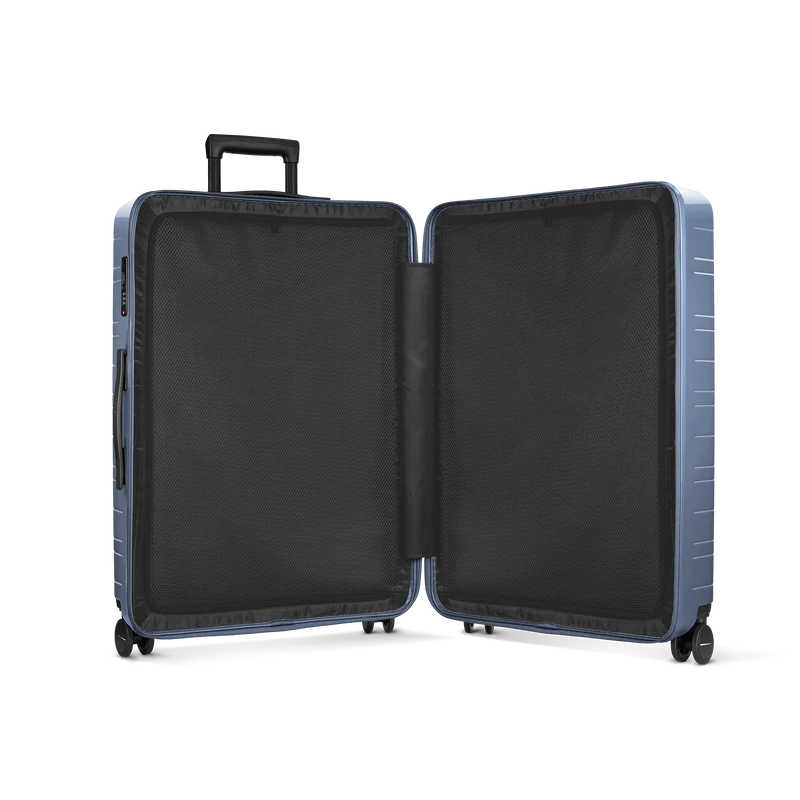 H7 / Glossy Blue Vega / Premium Hard Shell / Check-In Size L / Essential