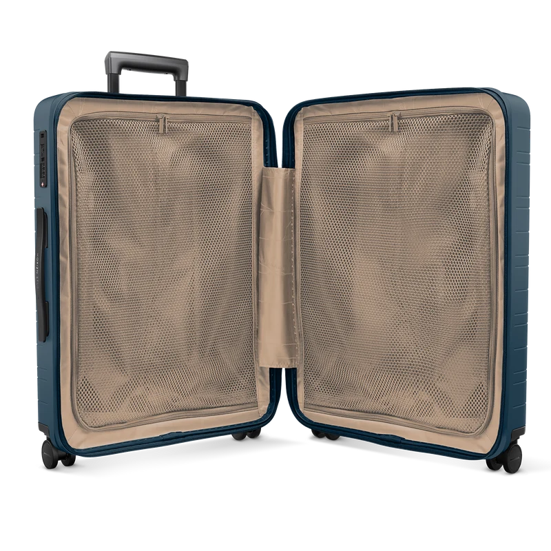 H6 GO / River Blue / Premium Hard Shell / Check-in Size M / GO