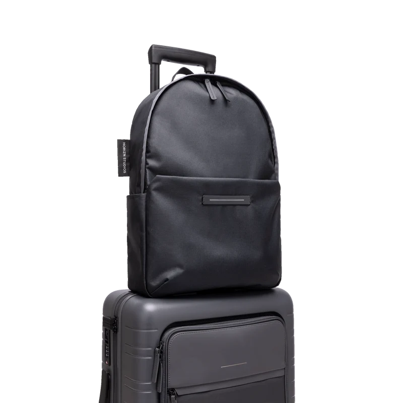 Shibuya Daypack / Black / Grey Lavender / rPET Ripstop / Size M