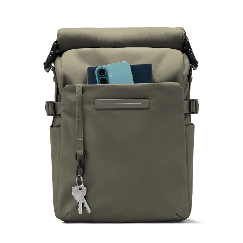 Shibuya Rolltop Backpack / Dark Olive / Recycled Nylon