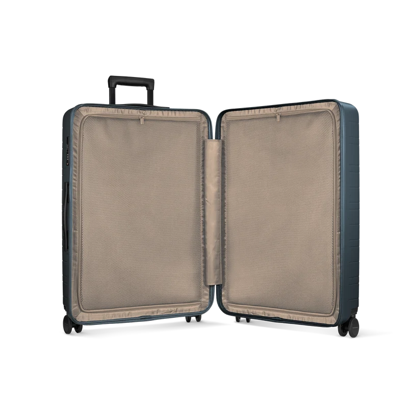H7 GO / River Blue / Premium Hard Shell / Check-in Size L / GO