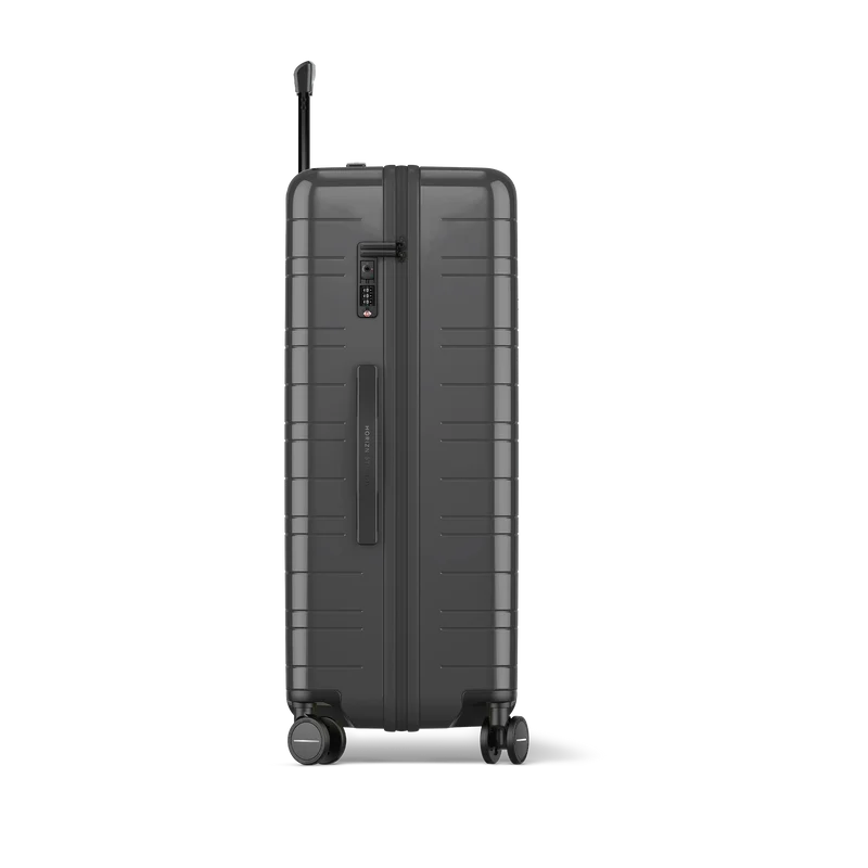 H7 / Glossy Graphite / High-Performance Hard Shell / Check-In Size L / Essential