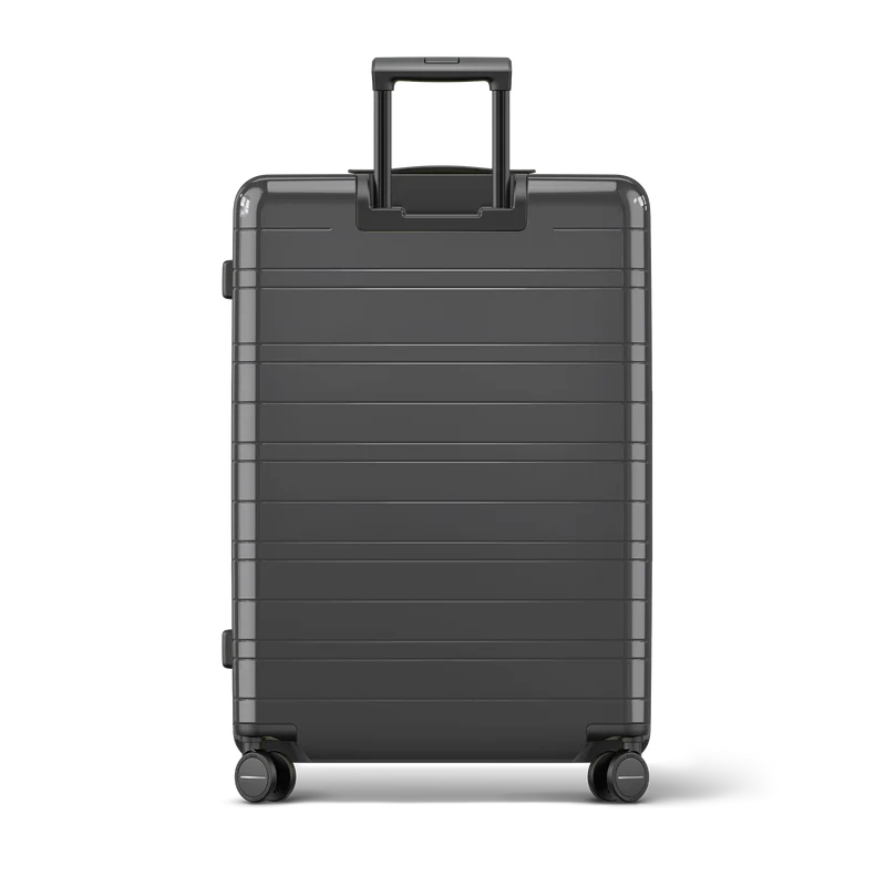 H7 / Glossy Graphite / High-Performance Hard Shell / Check-In Size L / Essential