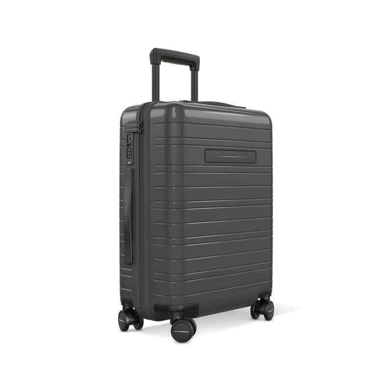 H5 / Glossy Graphite / High-Performance Hard Shell / Cabin Size / Essential