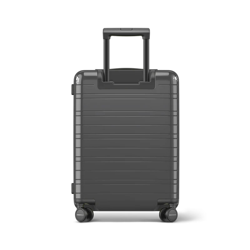 H5 / Glossy Graphite / High-Performance Hard Shell / Cabin Size / Essential