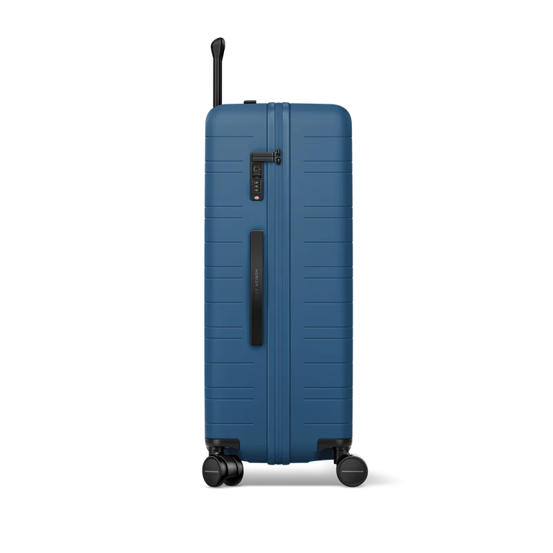 H7 / Coastal Blue / Premium Hard Shell / Check-In Size L / Essential