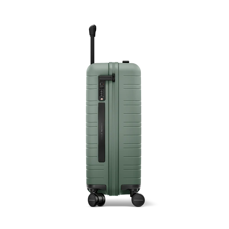 H5 / Marine Green / High-Performance Hard Shell / Cabin Size / Essential