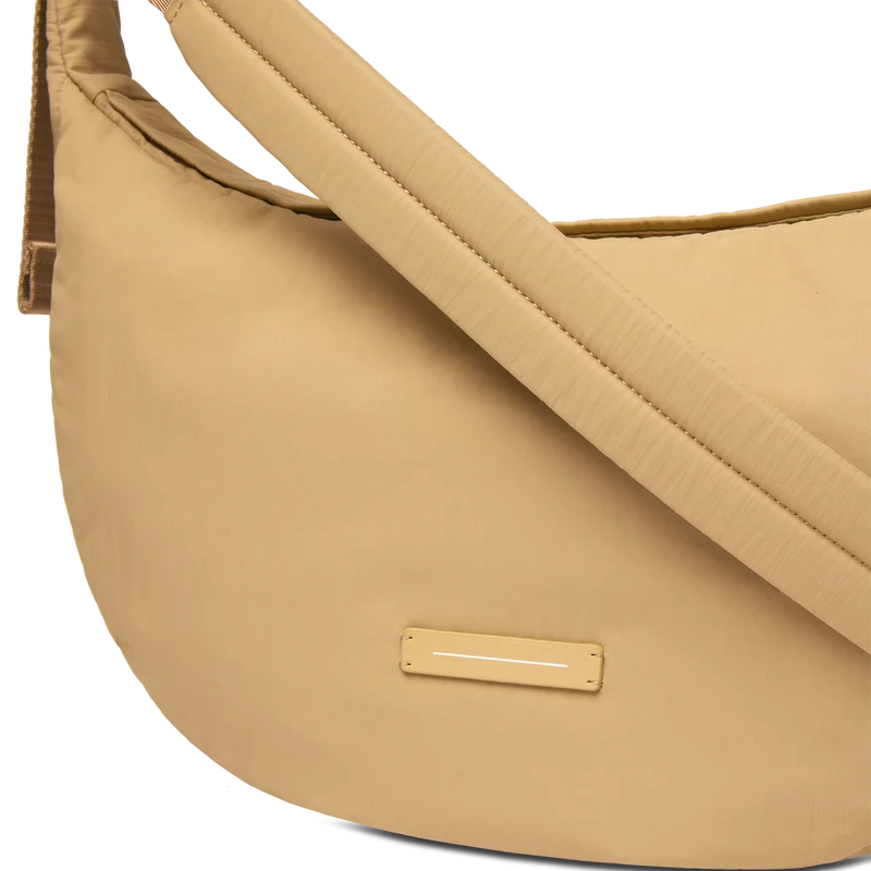 Chiado Cross-Body / Off Tan / Recycled Nylon