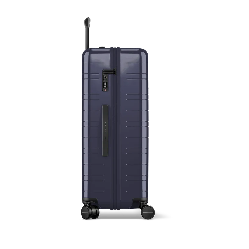 H7 / Glossy Purple Night / Premium Hard Shell / Check-In Size L / Essential