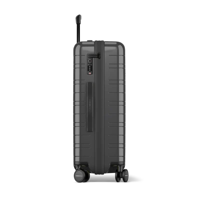 H6 / Glossy Graphite / Premium Hard Shell / Check-In Size M / Essential