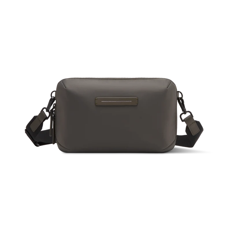Gion Shoulder Bag / Dark Olive / Recycled Nylon