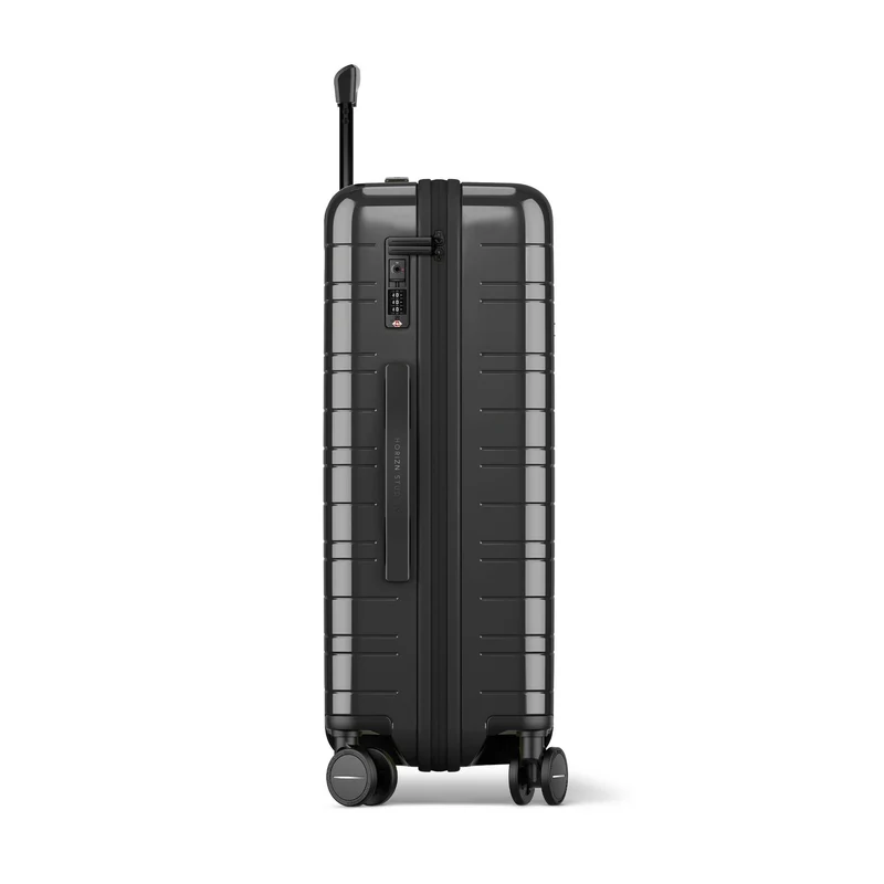 H6 / Glossy All Black / Premium Hard Shell / Check-In Size M / Essential
