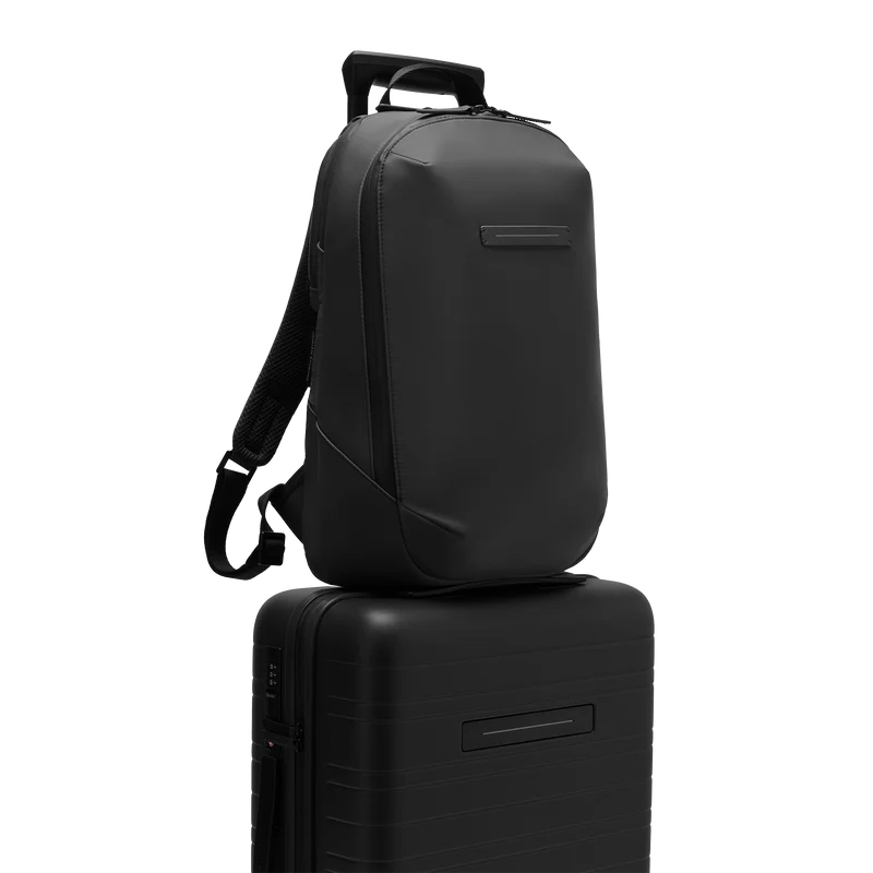 Gion Backpack Pro / All Black / Recycled Nylon / Size M