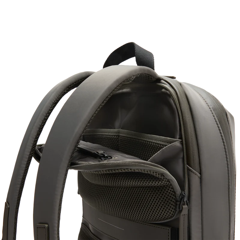 Gion Backpack Pro / Dark Olive / Recycled Nylon / Size M