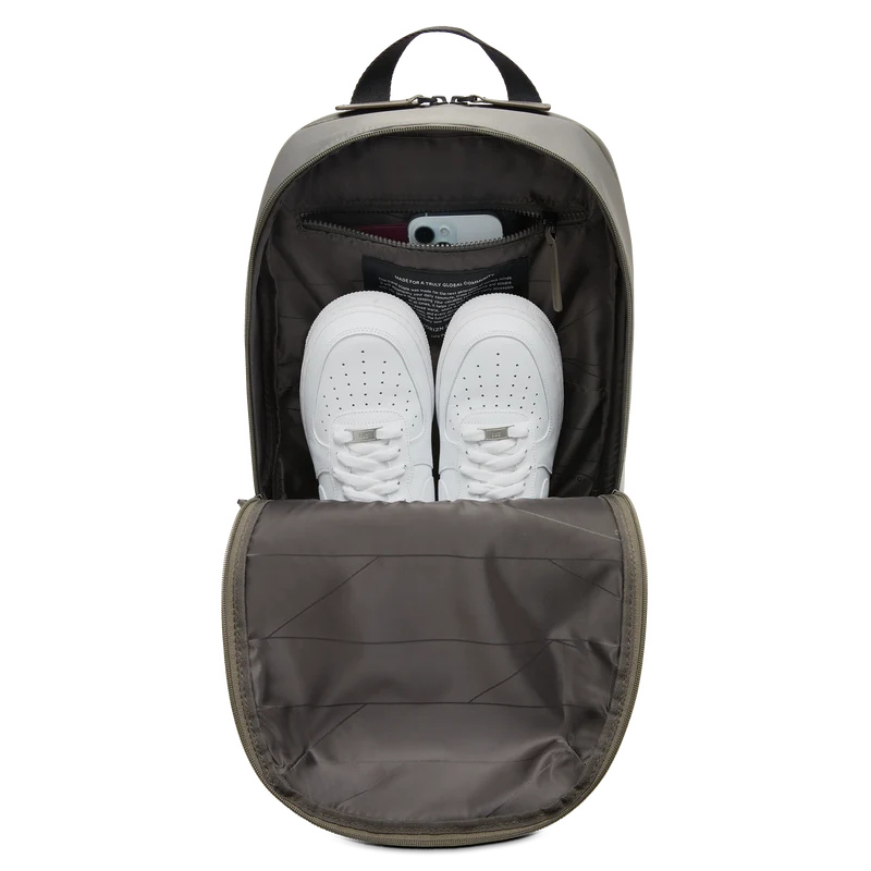 Gion Backpack Pro / Dark Olive / Recycled Nylon / Size M