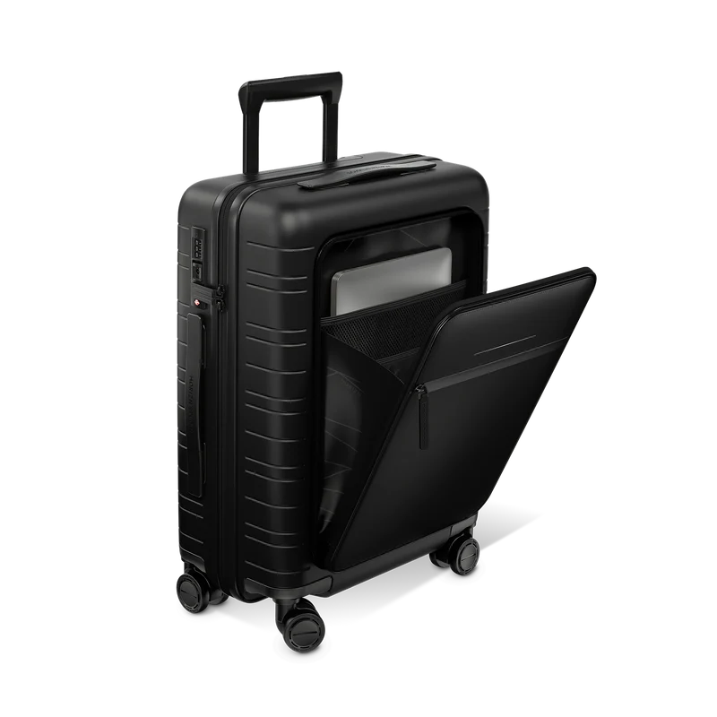 M5 / All Black / Premium Multi Shell / Cabin Size with Front Pocket / Pro