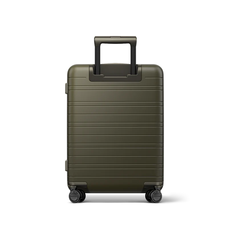 M5 / Pro / Dark Olive / Premium Multi Shell / Cabin Size with Front Pocket