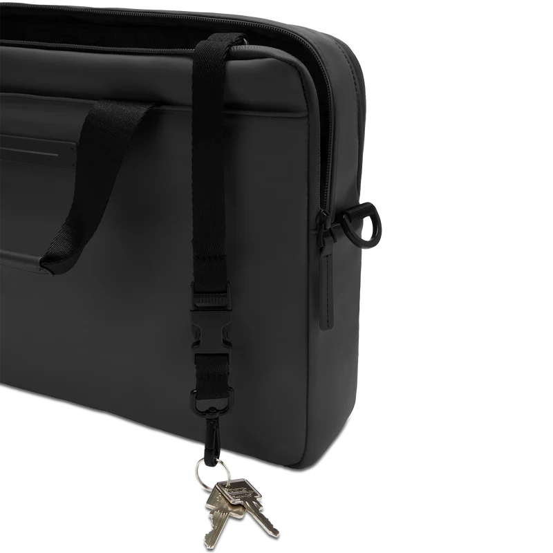 Gion Briefcase / All Black / Recycled Nylon