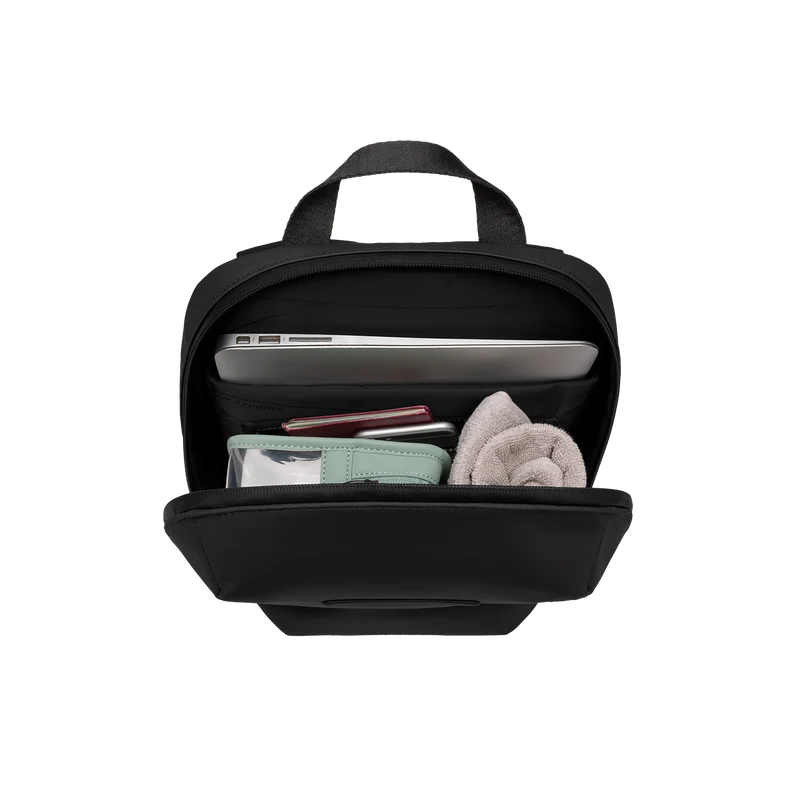 Gion Backpack Essential / Size S / All Black / Waterproof Tarpaulin / Size S