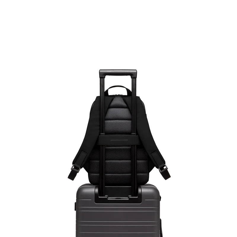 Gion Backpack Essential / Size S / All Black / Waterproof Tarpaulin / Size S