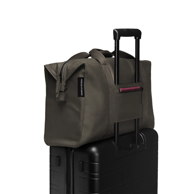 SoFo Weekender M / Dark Olive / Recycled Waxed Canvas / Size M