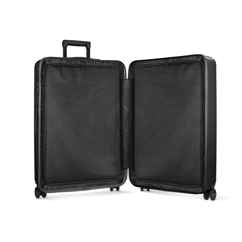 H7 / All Black / Premium Hard Shell / Check-In Size L / Essential