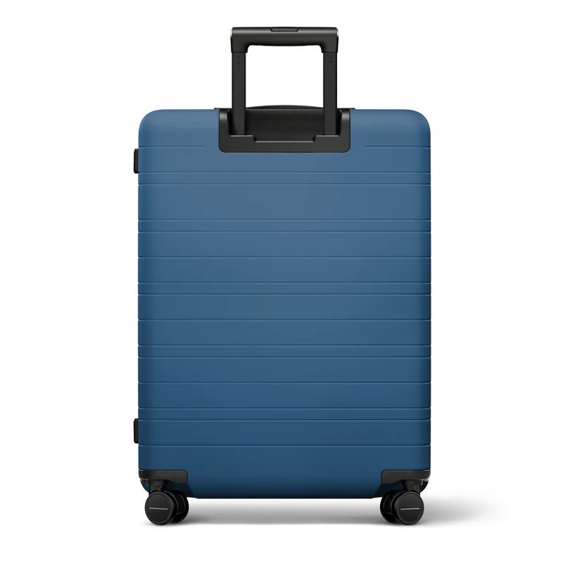 H6 / Coastal Blue / Premium Hard Shell / Check-In Size M / Essential