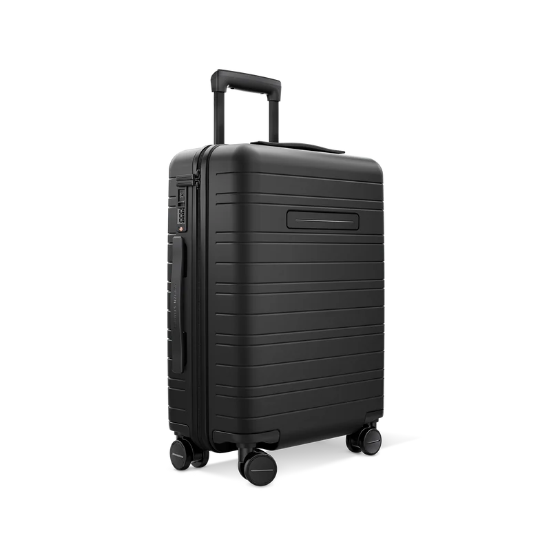 H5 / All Black / Essential / Premium Hard Shell / Cabin Size