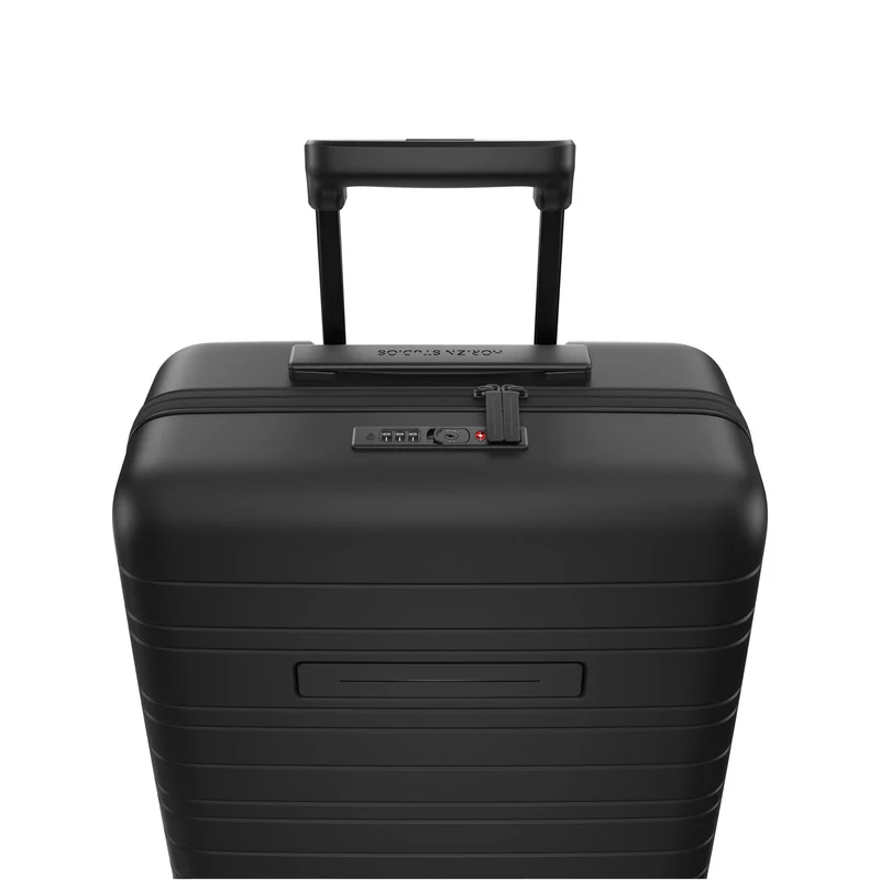 H5 Air / All Black / Premium Hard Shell / Cabin Size