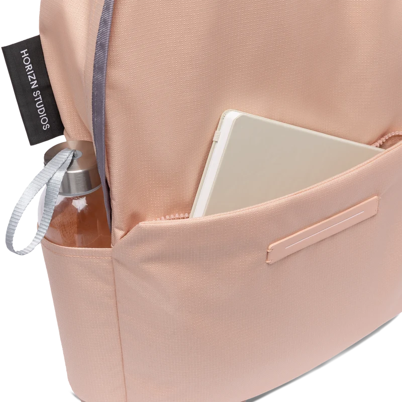 Shibuya Daypack / Sand Rose - Grey Lavender / rPET Ripstop / Size M